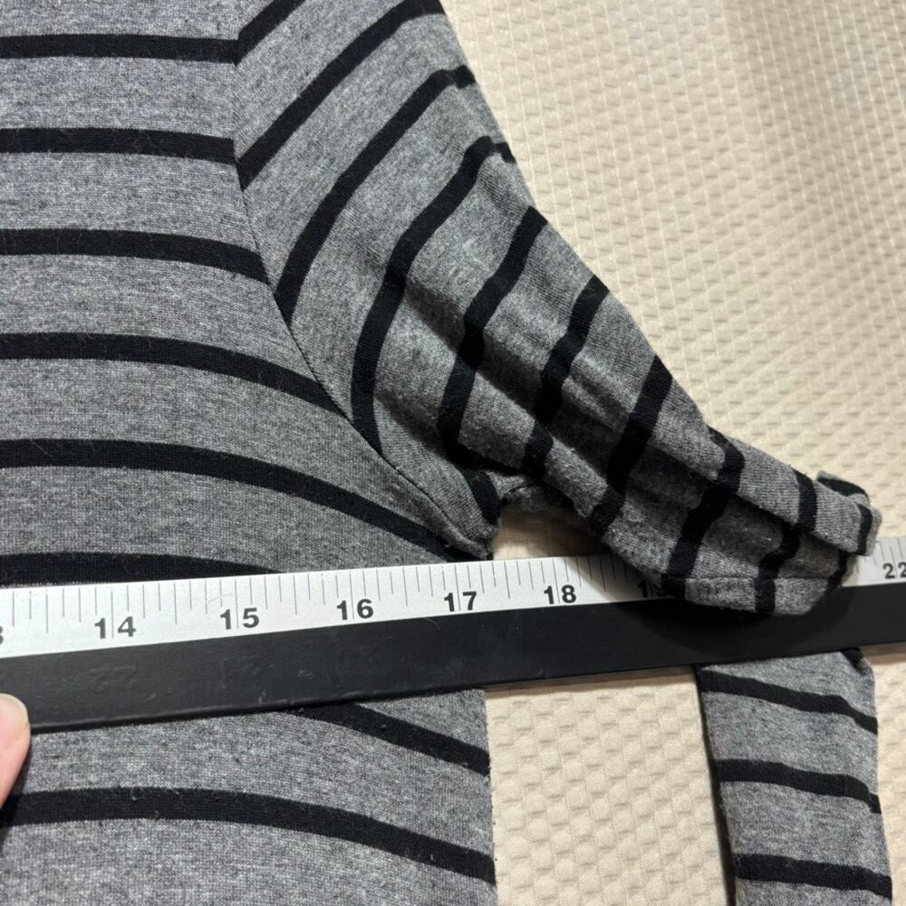 Ella Moss Gray Black Striped 3/4 Sleeve Top Size S Relaxed Fit Soft Knit - Picture 7 of 10